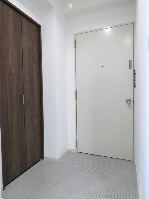 赤坂南部坂ハイツ　玄関ホール