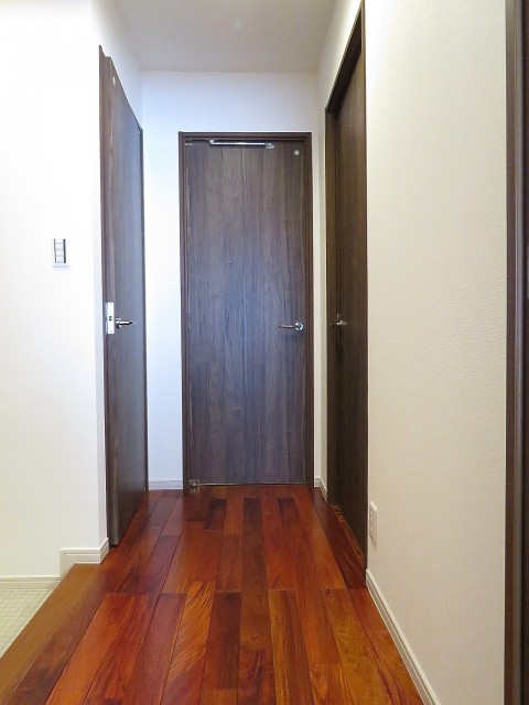 赤坂南部坂ハイツ　廊下