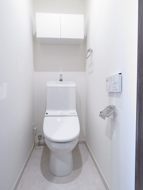 赤坂南部坂ハイツ　トイレ