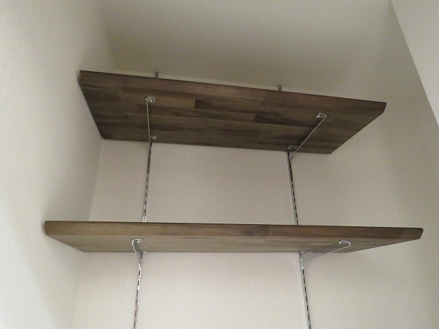 赤坂南部坂ハイツ　洗濯機置場上の棚