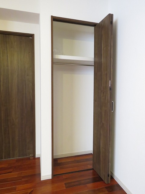 赤坂南部坂ハイツ　リビング収納