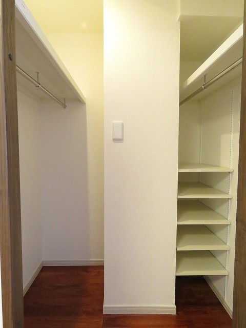 赤坂南部坂ハイツ　ウォークインクローゼット