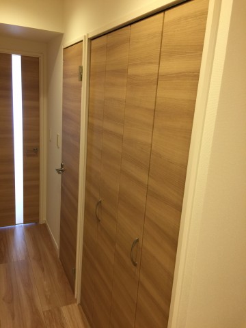 赤堤スカイマンション　廊下収納