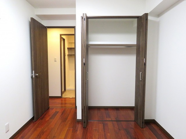 三田綱町ハイツ　洋室約5.5帖