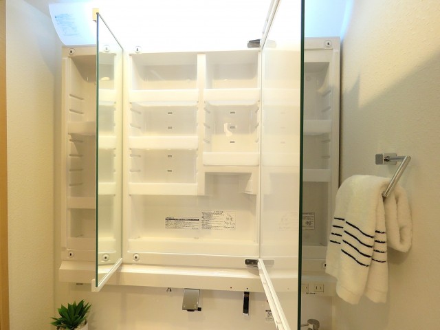 目白ハイツ　洗面化粧台