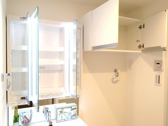 ライオンズマンション元麻布　収納スペース