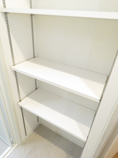 ライオンズマンション元麻布　リネン庫