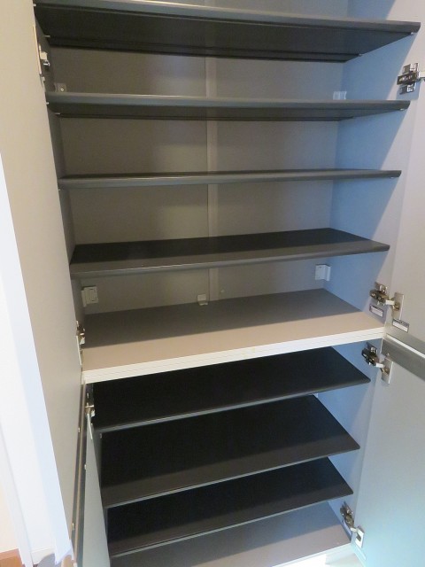 菱和パレス若松町　シューズＢＯＸ