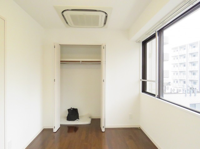 菱和パレス若松町　洋室約5.4帖