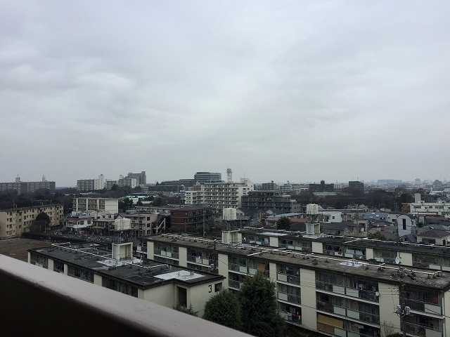 弦巻ハイツ　外廊下