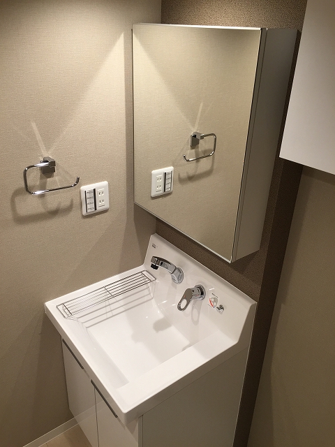 弦巻ハイツ　洗面台