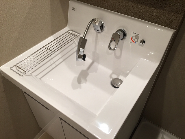 弦巻ハイツ　洗面台