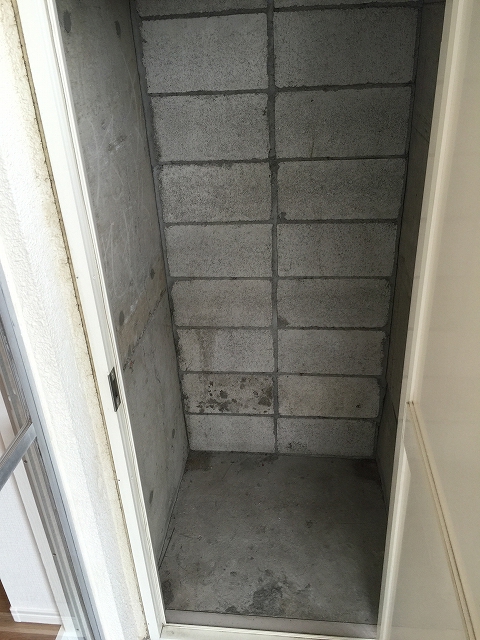 弦巻ハイツ　物置