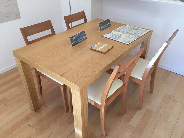 ハイホーム砧公園　リビングダイニングキッチン