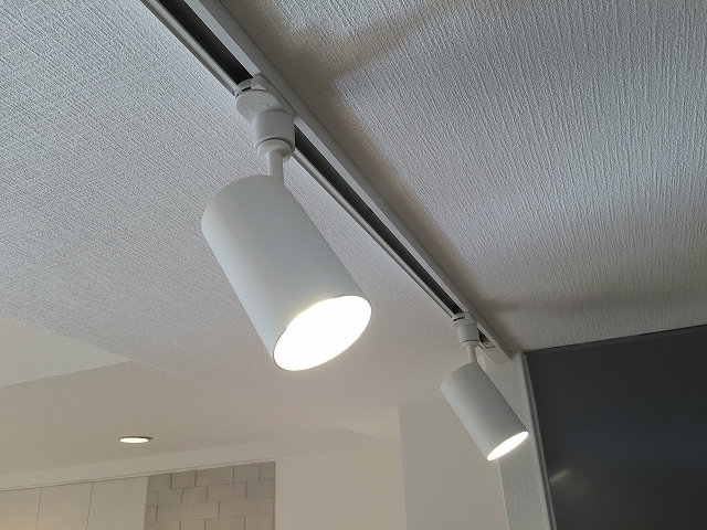 ハイホーム砧公園　キッチン照明