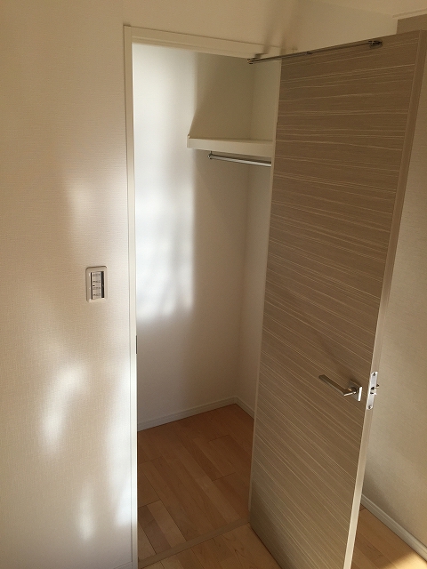 ハイホーム砧公園　洋室約6帖収納