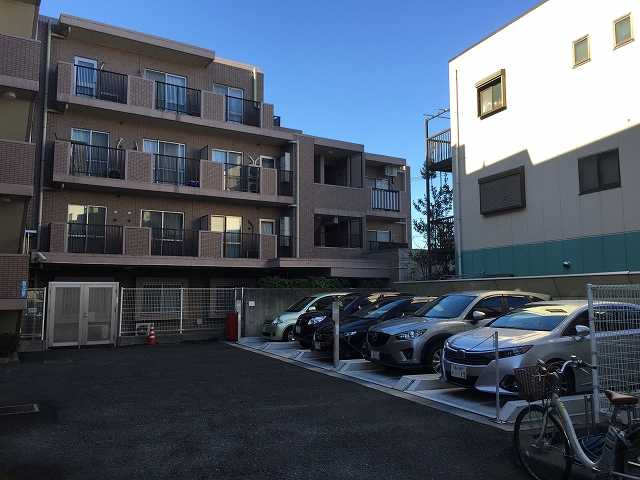 ハイホーム砧公園　駐車場
