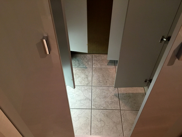 パークハウス世田谷桜丘　玄関