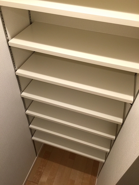 東中野ハイツ　シューズクローゼット