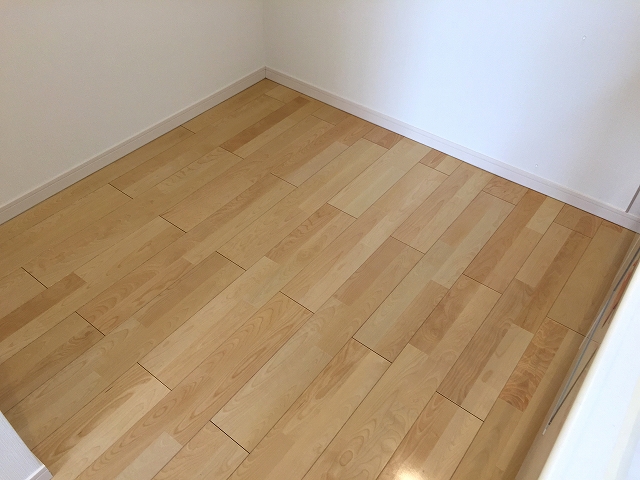 東中野ハイツ　洋室約4.2帖