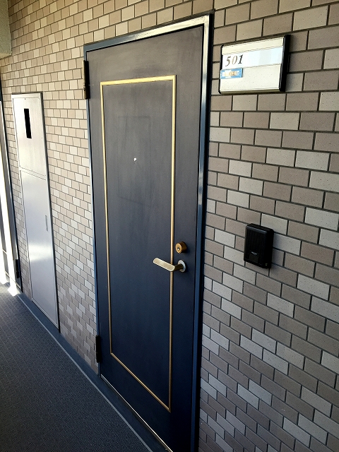 ライオンズマンション小石川植物園　玄関前