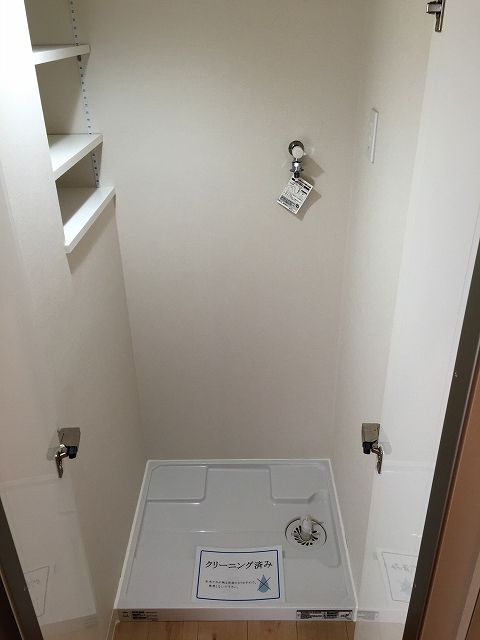 ライオンズマンション小石川植物園　洗濯機置場