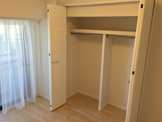 ライオンズマンション小石川植物園　洋室約5帖収納