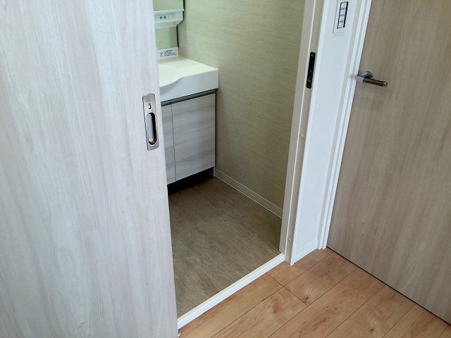 ライオンズマンション小石川植物園　洗面室