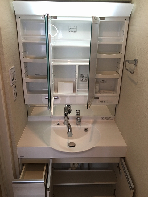 ライオンズマンション小石川植物園　洗面台