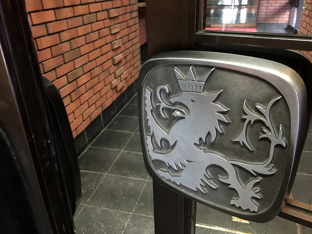 ライオンズマンション上北沢　エントランス