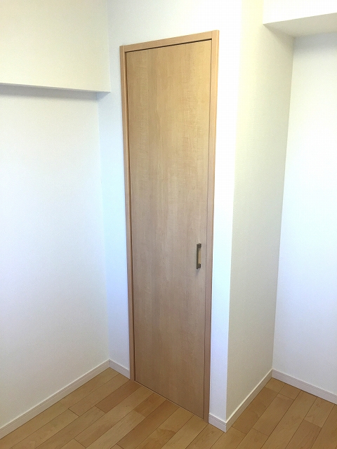 ライオンズマンション上北沢　洋室約4帖収納