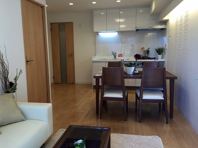 ライオンズマンション上北沢 リビングダイニングキッチン