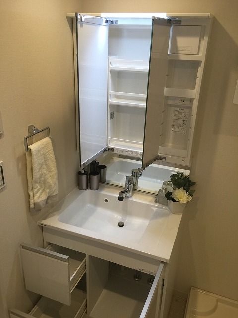 方南町ローヤルコーポ　洗面台