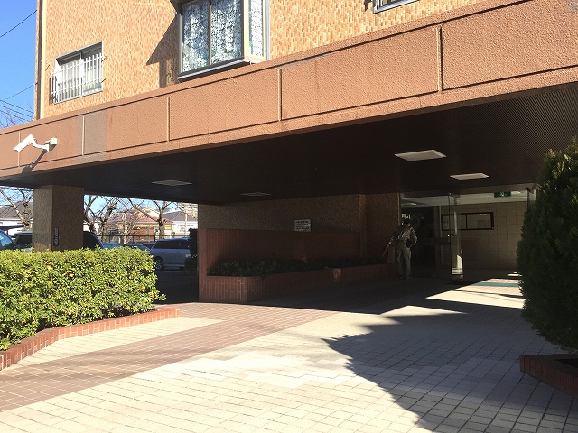 方南町ローヤルコーポ　エントランス