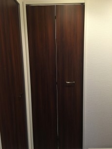 柿の木坂東豊エステート　洗濯機置場