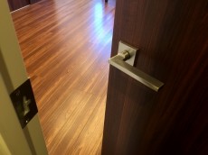 柿の木坂東豊エステート　リビングダイニングキッチンへ