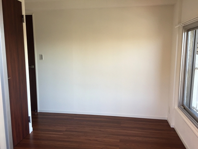 柿の木坂東豊エステート　洋室約4.5帖