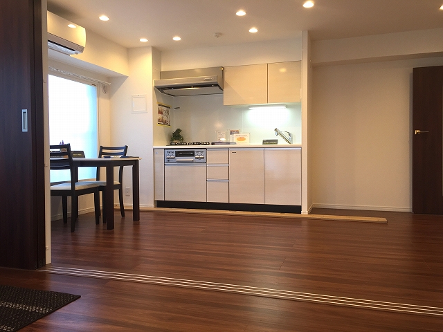 柿の木坂東豊エステート　洋室約6帖