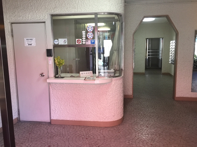 柿の木坂東豊エステート　エントランスホール