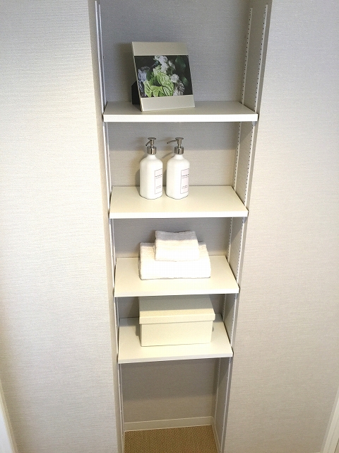 ハウス南経堂　洗面室収納