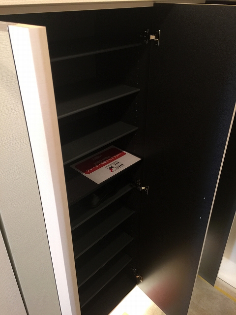 赤堤スカイマンション　シューズボックス