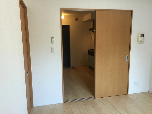 ル・リオン中野坂上　洋室約6.3帖