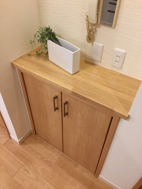 中野方南町グランドハイツ　リビングダイニングキッチン電話台