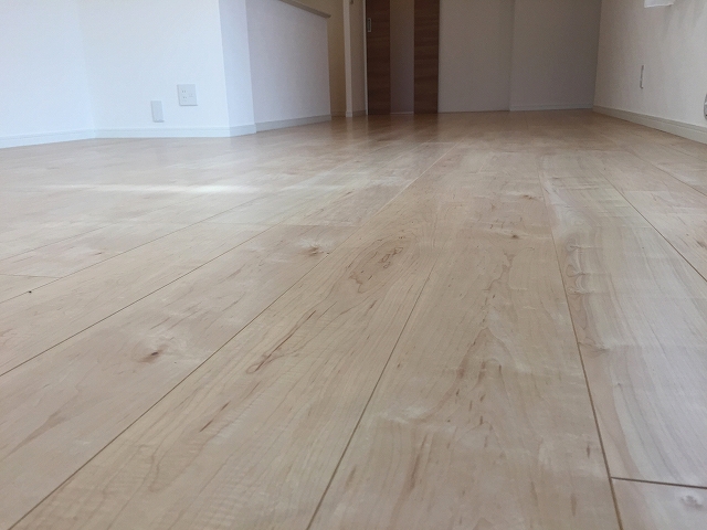 コートハウス上野毛　リビングダイニングキッチン