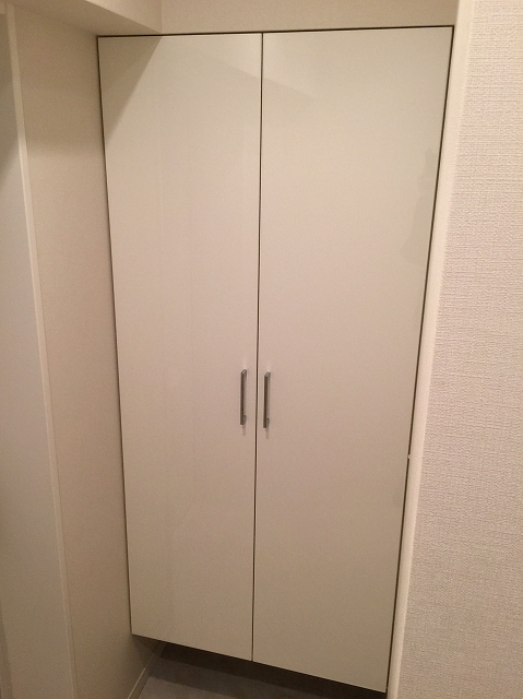 ファミール太子堂　シューズボックス