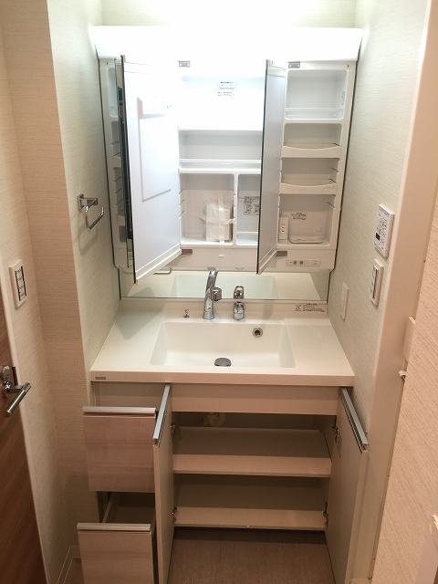 ファミール太子堂　洗面台
