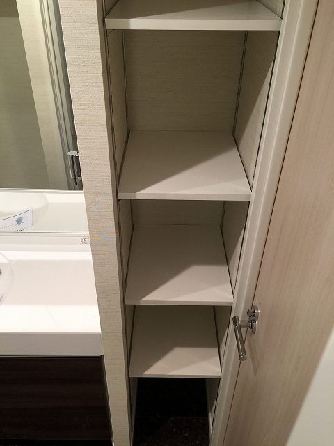 クレッセント池尻大橋　洗面室収納