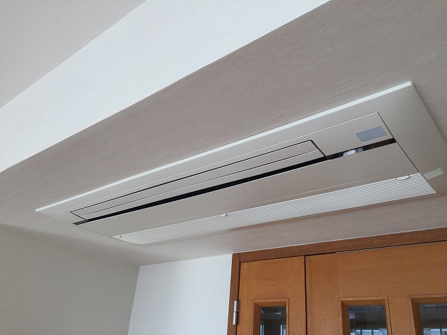 ガーデンコート世田谷赤堤　リビングダイニングキッチンエアコン