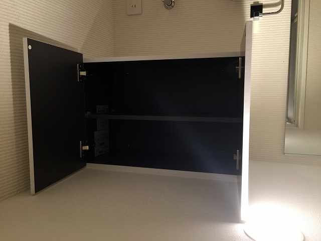 荻窪武蔵野マンション　洗濯機置場収納