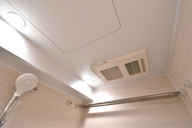 北の丸ビル 浴室